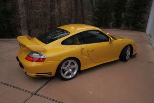 Rare 2002 porsche 911 gt2 yellow black 7200 miles carrera design collectors item