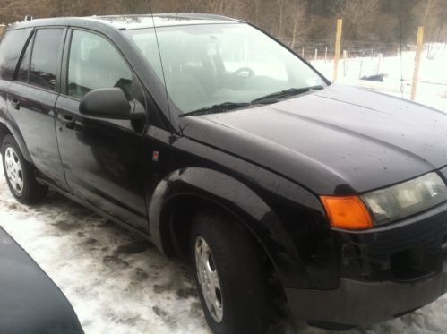 2004 saturn vue 5 speed manual *good on gas! cheap suv!