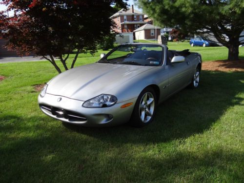 Xk8 convertible automatic only 89k miles silver with black leather interior