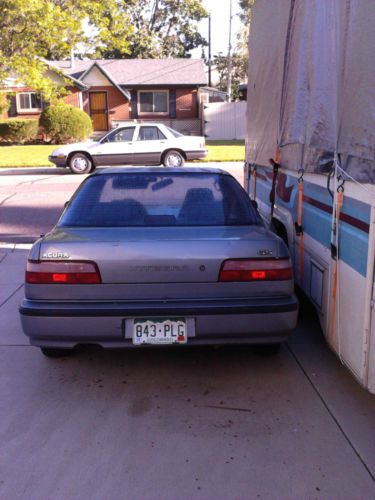 1990 acura integra gs sedan 4-door 1.8l