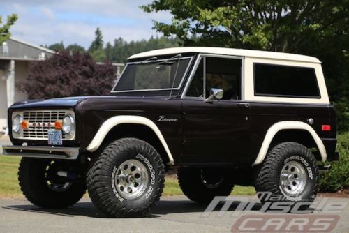 1972 ford bronco beautiful black cherry paint, 302, 4 speed, power front disc br