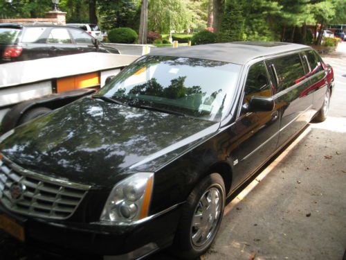 2007 cadillac dts 70 inch stretch limo