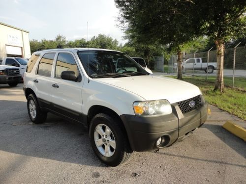2007 ford escape xlt 4wd - one owner!