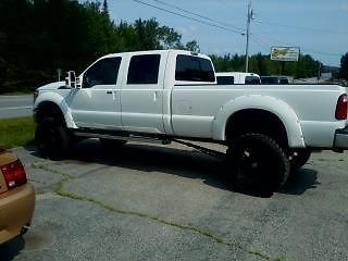 2011 Ford F350 Crew Lariat Diesel Lifted, image 3