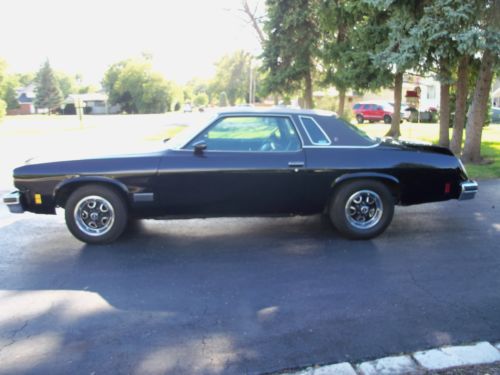 1975 oldsmobile cutlass supreme 2 door coupe