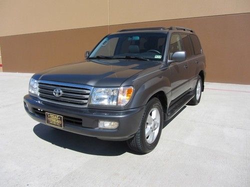 2004 toyota land cruiser~htd lea~roof~tv/dvd~all options~1 owner