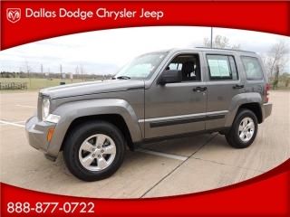 Four door sport utility vehicle suv 3.7 liter six cylinder automatic warranty