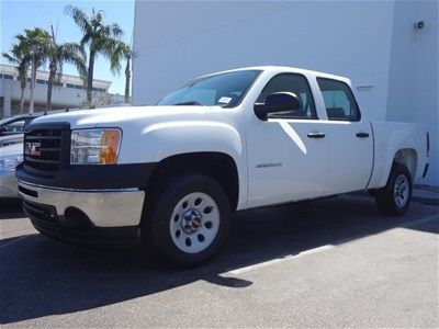 2013 work truck 4.8l, leather,trailering package