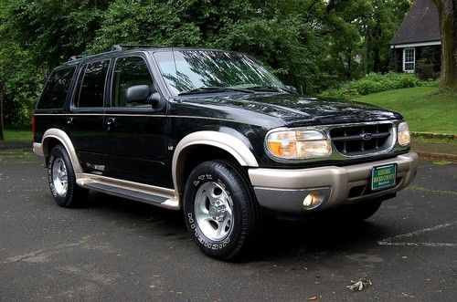 Exceptionally clean low mileage 2001 ford explorer..eddie bauer edition, v8, awd