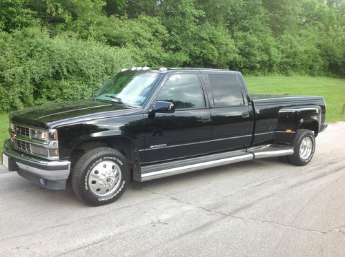 1999 chevrolet silverado 3500 crew cab loaded 454 v8  low miles