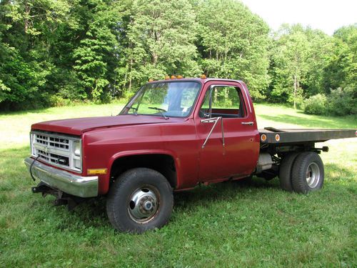 1986 4x4 chevy dully for parts or restoration