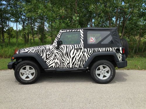 2008 jeep wrangler sport with one of a kind custom black and white zebra design