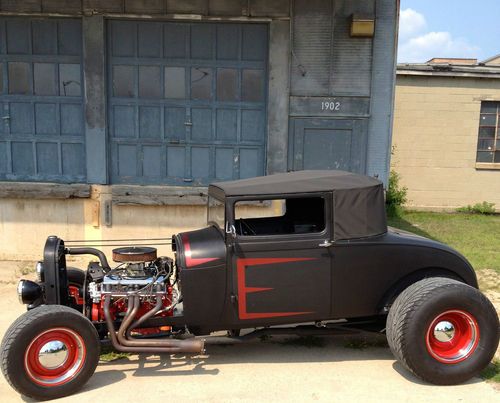 Ford: 29 model a 2 door sport coupe, hot rod