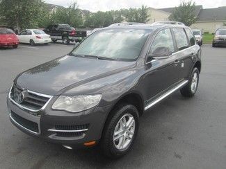 2008 vw touareg 2 awd 3.6 clean 42k miles we ship we finance call now to buy !!