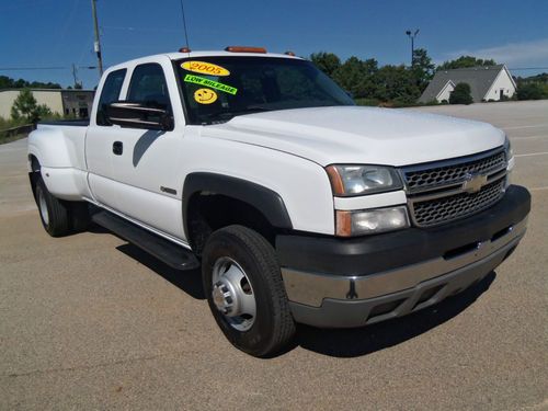 2005 chevrolet 3500 6.0l dually low miles