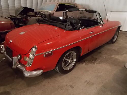Mgb convertible with both tops, extra wire wheels &amp; other parts