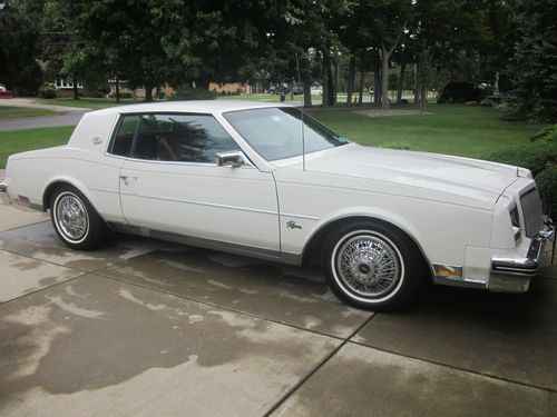 1980 buick riviera s coupe 2-door 5.7l white w/red int exc cond orig owner