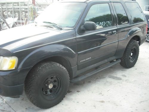 2001 ford explorer sport 2wd,excellent condition,mechanics special,timing chain