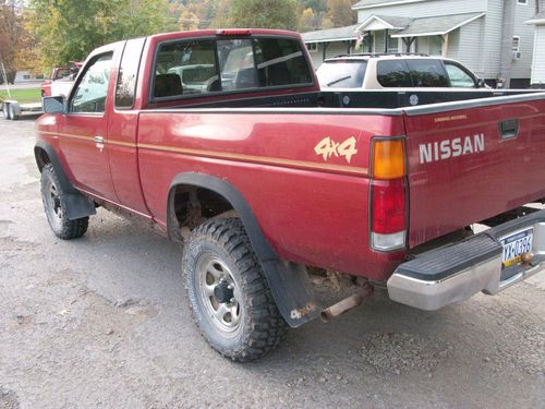 1995 nissan pickup xe pickup 2-door 2.4l for parts: good motor, great tires!