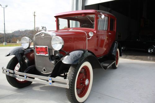 1930 ford model a sedan - completely restored - low reserve!!!