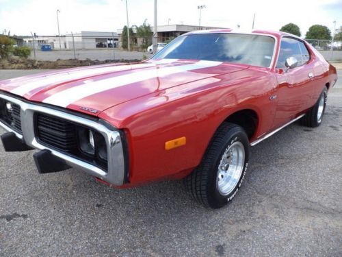 1973 dodge charger factory 318cc, matching #&#039;s, cold a/c, new in every way