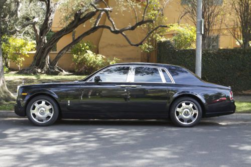 2006 rolls royce phantom rare triple black,one owner,immaculate,carfax certified