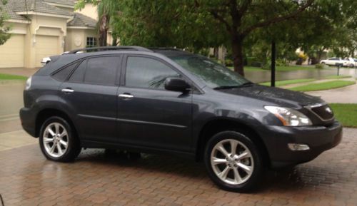 Lexus rx350 year 2008 in excellent condition mettalic grey single owner