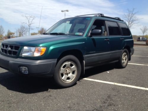 Subaru forester 2000, low miles, no rust, very good driver