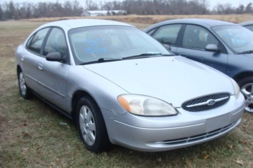 2001 ford taurus lx, no reserve!! clean!!