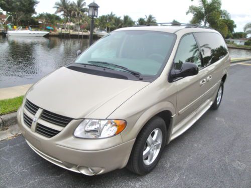 07 dodge gr caravan sxt entervan braun handicap pwr ramp*lowered floor*30k orig