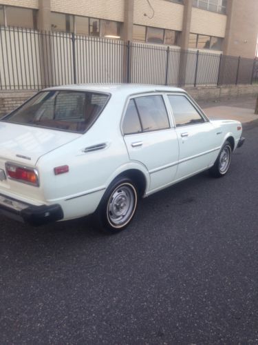 Toyota Corolla Gas Mileage >> Purchase used 1976 Toyota Corolla Deluxe DLX Sedan 4-Door Toyota Corolla Gas Mileage >> Purchase used 1976 Toyota Corolla Deluxe DLX Sedan 4-Door