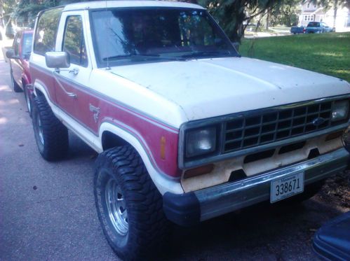 Buy used 1984 ford bronco II lifted mud truck in Willmar ...