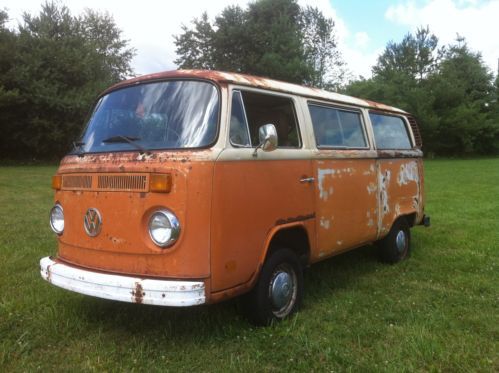 1978 volkswagen bus vw transporter hippie bus love bus baywindow