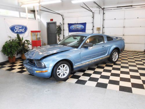 2006 ford mustang 62k good airbags no reserve salvage rebuildable damaged