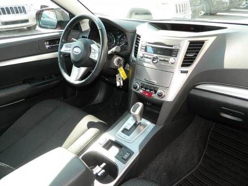 2011 subaru legacy 2.5i premium sedan 4-door 2.5l