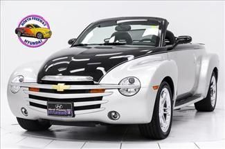 2006 chevrolet ssr 6.0l v8 chrome interior pkg carpeted bed w/wood slats gauges