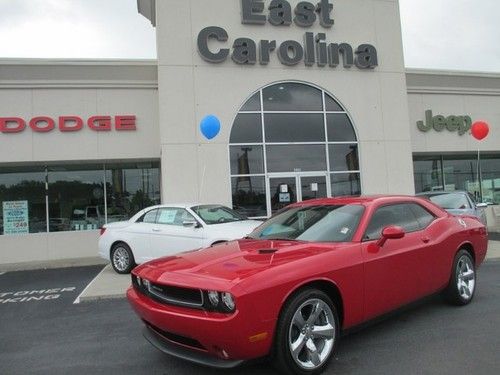 2012 dodge challenger sxt plus chrome wheels leather sunroof 12k miles