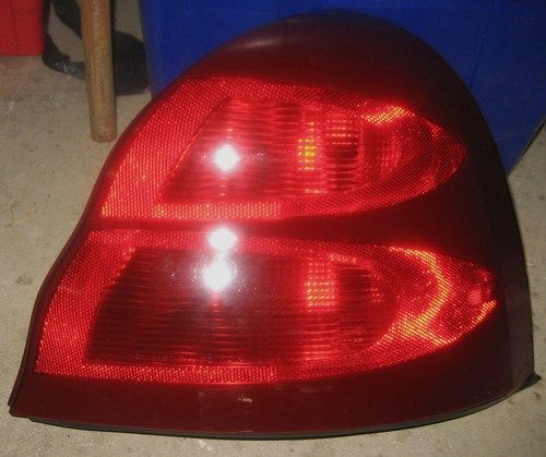 2004 pontiac grand prix " tail light " ( nice and cheap-if you need 1 this is it