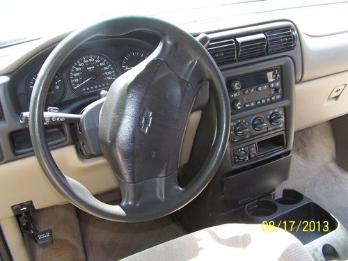 Buy Used 2002 Chevrolet Chevy Venture Minivan Clean Interior