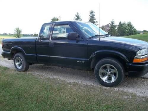 2001 chevy s-10 ext cab 2wd