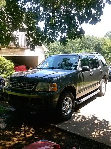 2004 ford explorer xlt with 4x4, ans 3rd row seat