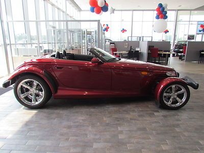 Super clean low mileage 2002 chrysler prowler! only 4511 miles. collector car!