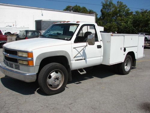 Rust free service utility bed truck 153k ready for work come drive it save $$$$$