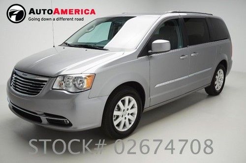 24k low miles 2013 chrysler mini van entertainment and stow and go certified