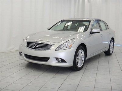Awd 2.5 i6 low miles 1 owner clear carfax report well equipped
