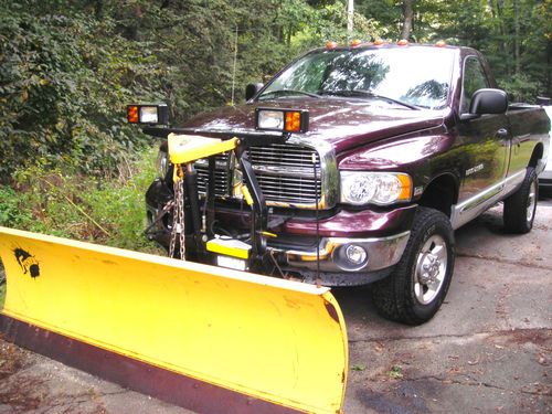 2005 dodge ram 2500 slt. only 42810 miles. 8' fisher mm 2 plow. loaded!!!