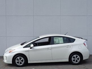 2012 toyota prius auto - $254 p/mo, $200 down!