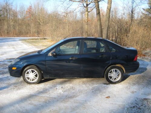 Ford focus se, 2003, only 75k, only 2 northern winters, 5 spd manual, great cond