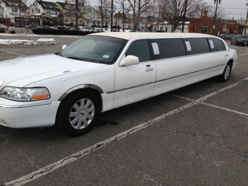 2005 lincoln town car stretch limousine by royale no reserve