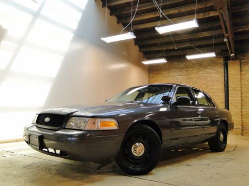 2008 crown vic p71 police, gray, 131k miles, good tires, well kept, nice